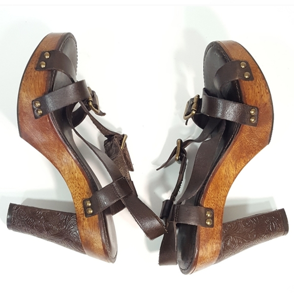 Gianni Bini Shoes - Gianni Bini Leather Platform Sandals Size 8.5